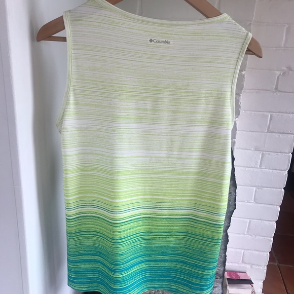 Columbia sleeveless stretch top Size M - Picture 2 of 2